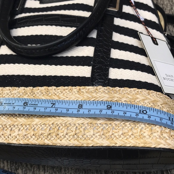 Dana Buchanan 👜 FINAL $$$ - Picture 7 of 8